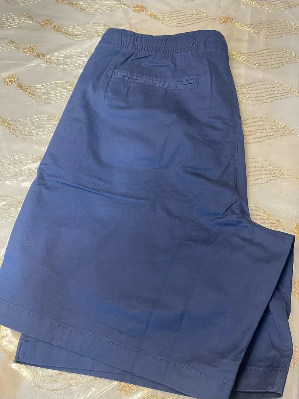 Banana Republic Men's Navy Blue Hybrid pull on shorts size XL